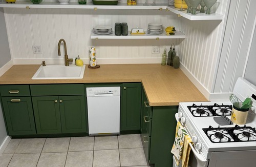 Somerset Apartment | Lower unit of a two-story duplex w/two bedrooms in Somerset with WiFi, AC
