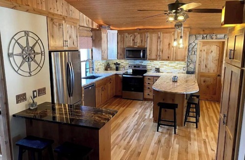Luck Cabin | Lucky View Lodge Log Cabin on Big Butternut Lake Luck, WI 3 acre 300ft lakeshore