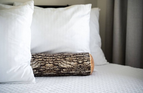 Balsam Lake Hotel | Lumberjill Lodge Room 1