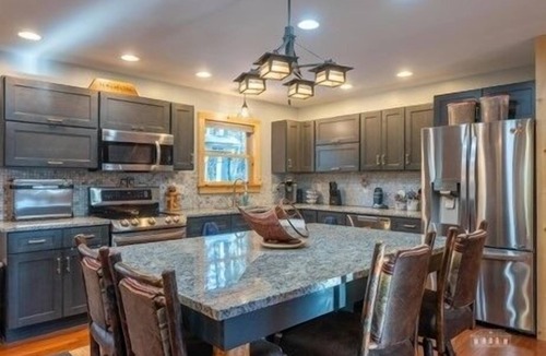 Jay Cabin | Luxe, New Build, Hot Tub, Treehouse, near Whiteface
