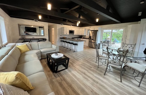 Sturgeon Lake House | Luxurious and Fun Lake Cottage Near Munger & Soo Line. 8 kayaks, 2 paddleboards.
