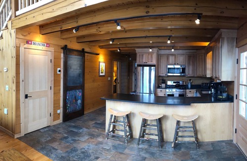 Wilmington House | Luxurious log home with stunning views