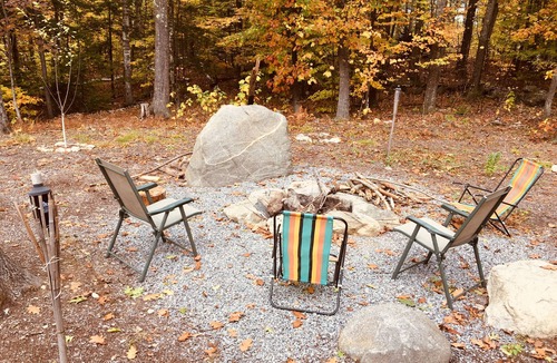 Mount Sunapee House | Luxury 5 br home minutes from Slopes and Lake