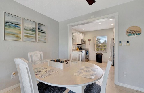 Longboat Key Condo | Luxury Bayfront Condo | Stunning Views, Pools & Beach Across Street