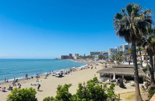 Torrequebrada Apartment | Luxury beachfront apartment in Benalmadena Costa
