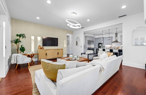 Jacksonville Beach House | Luxury Escape with Pool & Putting Green