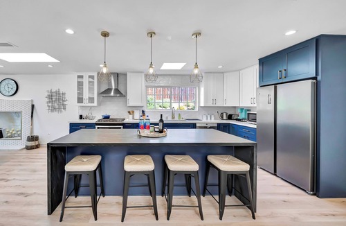 Malibu Canyon House | Luxury fully remodeled in Calabasas