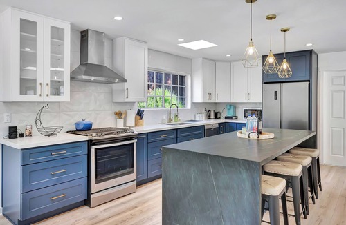 Malibu Canyon House | Luxury fully remodeled in Calabasas