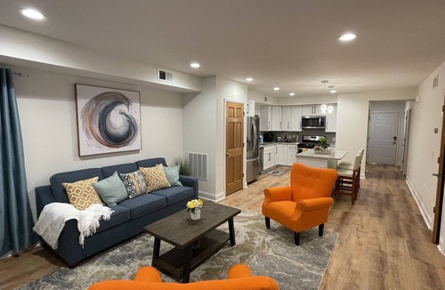 Kutzky Park Apartment | Luxury King Suite—Steps from Mayo Clinic Hospital