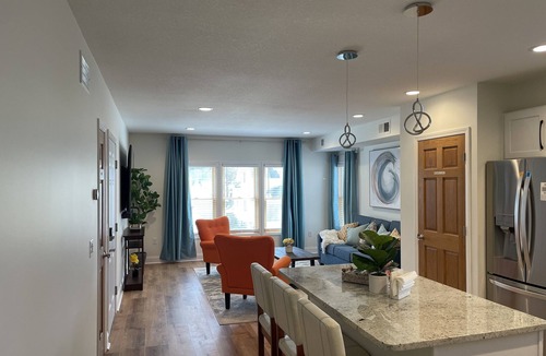 Kutzky Park Apartment | Luxury King Suite—Steps from Mayo Clinic Hospital