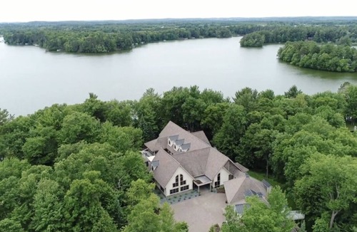 Chetek House | Luxury Lakehouse Pontoon, Jet Ski and UTV Rentals on site!