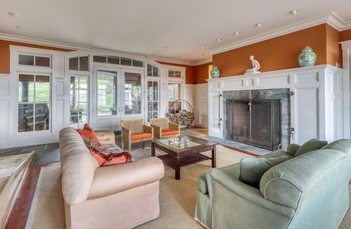 Stowe Hollow House | Luxury mountain estate w/furnished balcony, firepit, wood fireplace, mtn views