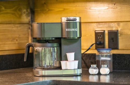 Broken Bow Cabin | Luxury Two-Cabin Retreat w/Pools for Large Groups