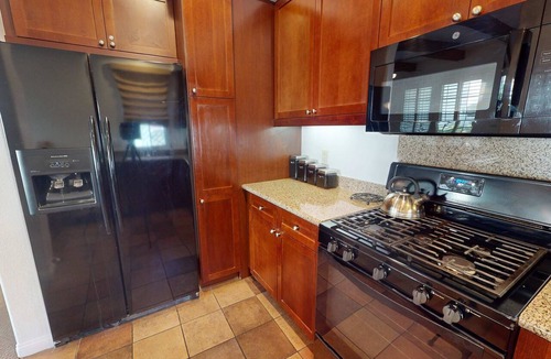 La Quinta Apartment | LV214 Pet-Friendly, ADA-Compliant 2 Bedroom Unit
