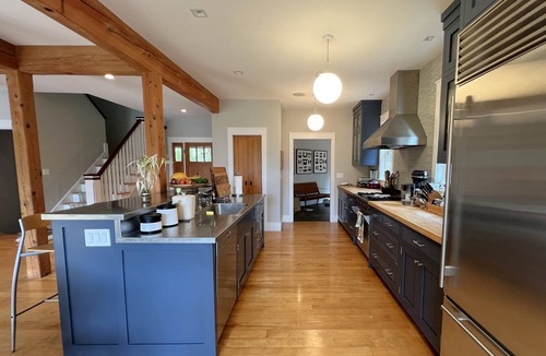 Stowe Area House | Magical Stowe Retreat! Perfect 4 Bedroom Family Ski & Mountain Getaway