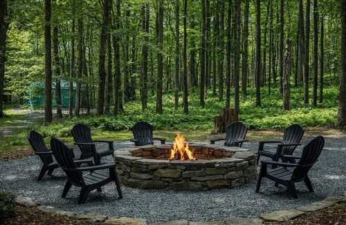 Newfoundland RV Rental | Maple Farm Cabins on Private 450 Acres - Lake - Professional Kitchen, Playground