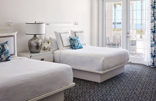 Marathon Hotel | Marathon Beachfront | 2 Queens + Veranda