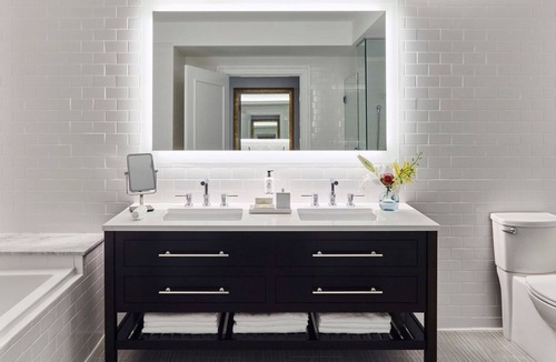 Florida Keys Hotel | Marathon Beachfront Suite | 1BR Veranda +Luxe Bath