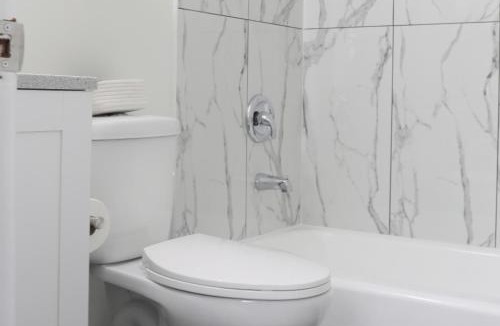 Kutzky Park Apartment | Maria Mayo