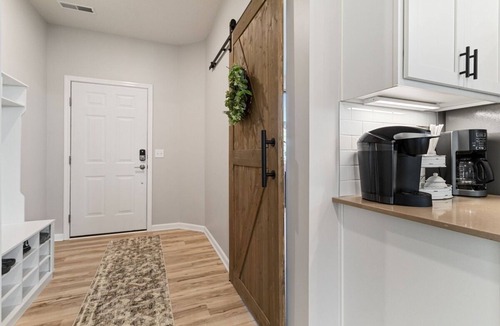 Blaine House | MARMON RETREAT w/private hot tub & theater