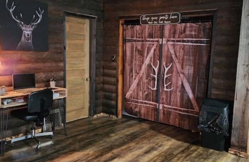 Elba Cabin | Martha's Place