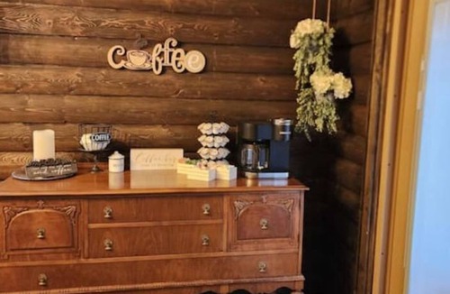 Elba Cabin | Martha's Place