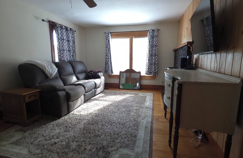 St. Johnsbury Center Apartment | Marvelous 2-bedroom apartment in Saint Johnsbury close to downtown