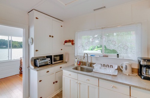 Great Barrington House | Massachusetts Lake House w/Dock - Pets Welcome!