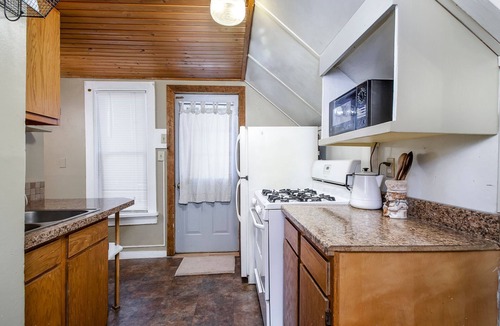 Northrup Apartment | Mayo Discount Available- 2Bedroom Close to Mayo