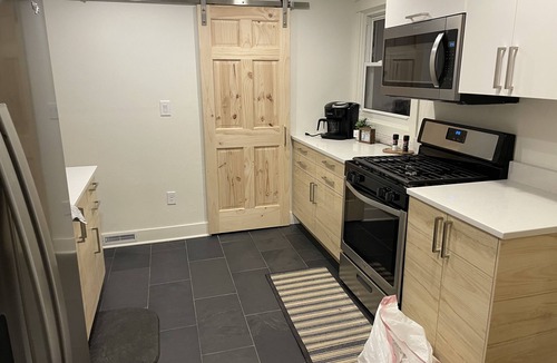 Kutzky Park House | Mayo Discount! Main floor bath and laundry. 3 blocks to Mayo Clinic