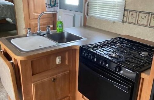 Whitehall Ski Chalet | Med Park Campground Homestead