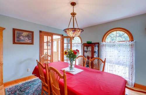 Plainfield House | Meriden Village of Plainfield Home with Backyard