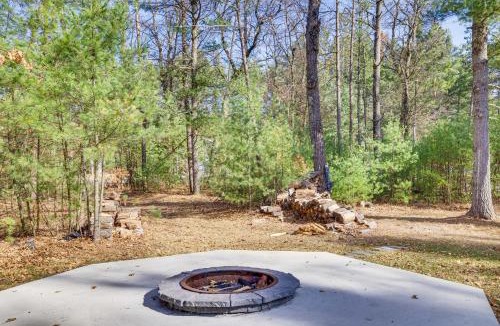 Hatfield House | Merrillan Cabin with Fire Pit Less Than 1 Mi to Lake Arbutus