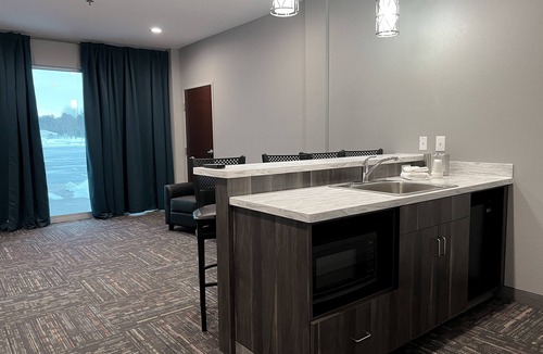 Eau Claire Hotel | Metropolis Resort