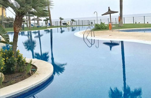 Sitio de Calahonda Apartment | MI CAPRICHO BEACHFRONT:300 Apartment with sea view