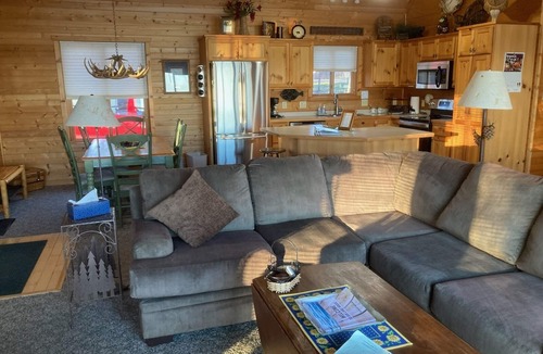 Birchwood Ski Chalet | Mia's Black Dog Lodge, a wonderful Chalet on Big Lake Chetac