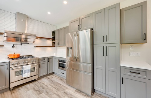Plymouth Condo | Mid-Century Tenney Mountain Condo Near Hiking
