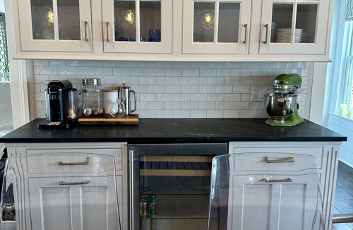 Middlebury - Warren House | Middlebury, VT Newly renovated four bedroom Luxury Home (sleeps 8)
