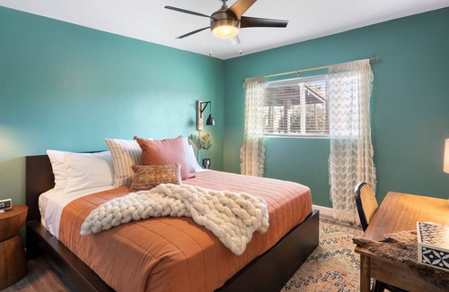 Maryvale Apartment | Midtown Apt | Pool, Firepit & Style