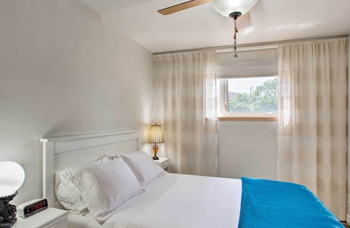 Columbia Heights Apartment | Minneapolis Apt by Bus Stop - 15 Min to Downtown!