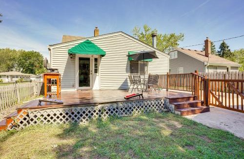 Golden Valley House | Minneapolis Home Mins From US Bank Stadium and More