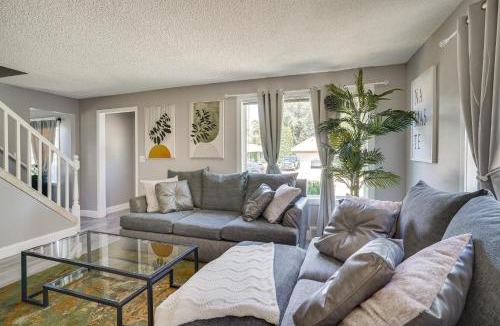 Golden Valley House | Minneapolis Home Mins From US Bank Stadium and More