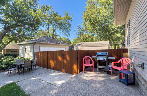 West Side House | MINNeSTAY* Cherokee Park