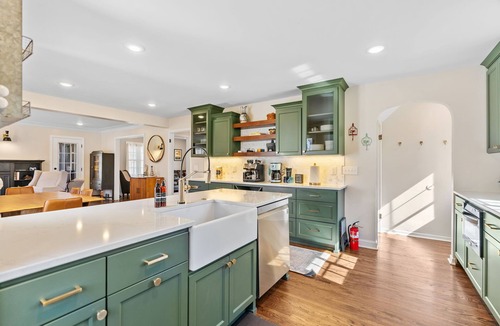 Falcon Heights House | MINNeSTAY* Haven in the Heights