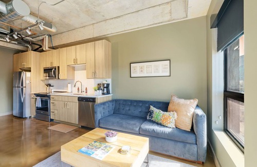 Warehouse District Apartment | MINNeSTAY* Sable 601 North Loop