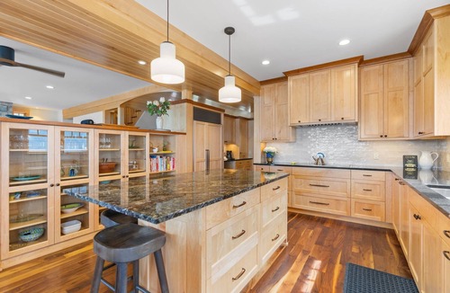 Shoreview House | MINNeSTAY* Turtle Lake Cottage | Lakefront