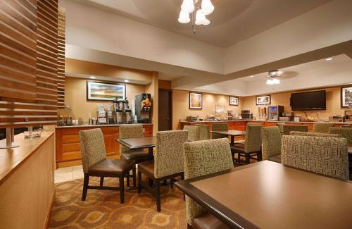 Mishawaka Hotel | Mishawaka Inn