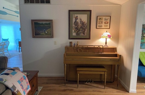Wabasha House | Mississippi Magic: Cabin with Private Dock for Your Perfect Getaway!