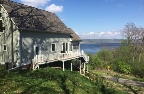 Minneiska House | Mississippi River View with updated driveway
