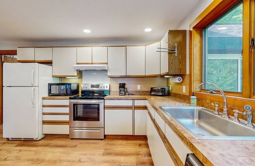 Franconia House | Mittersill alpine lodge w/infinity view of the mountains and forest